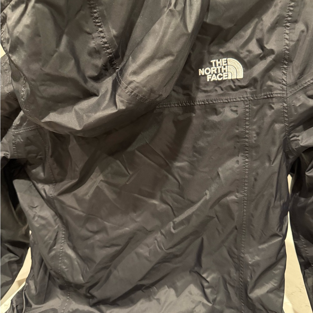 Two coats in one! The North Face Black Jacket, Girls Large (14-16) - Picture 4 of 4